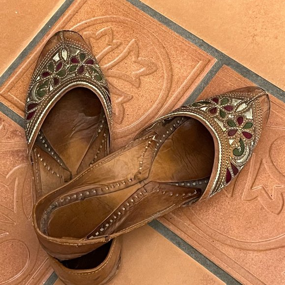 Barefoot Summer in Gold Leather | Women Swing Dance Shoes  Custom made vintage shoes.
